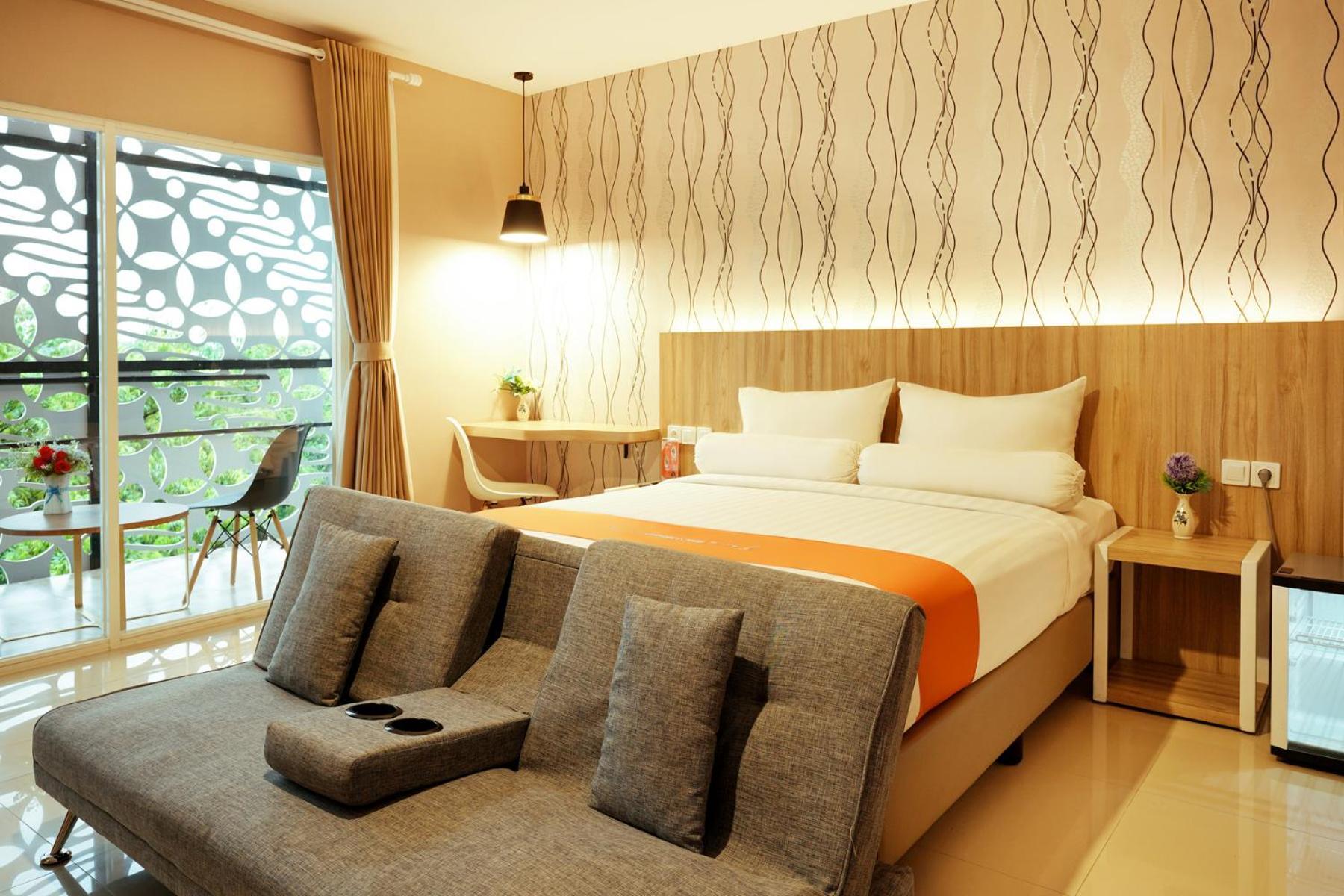 Front One Hotel Sragen Exterior foto