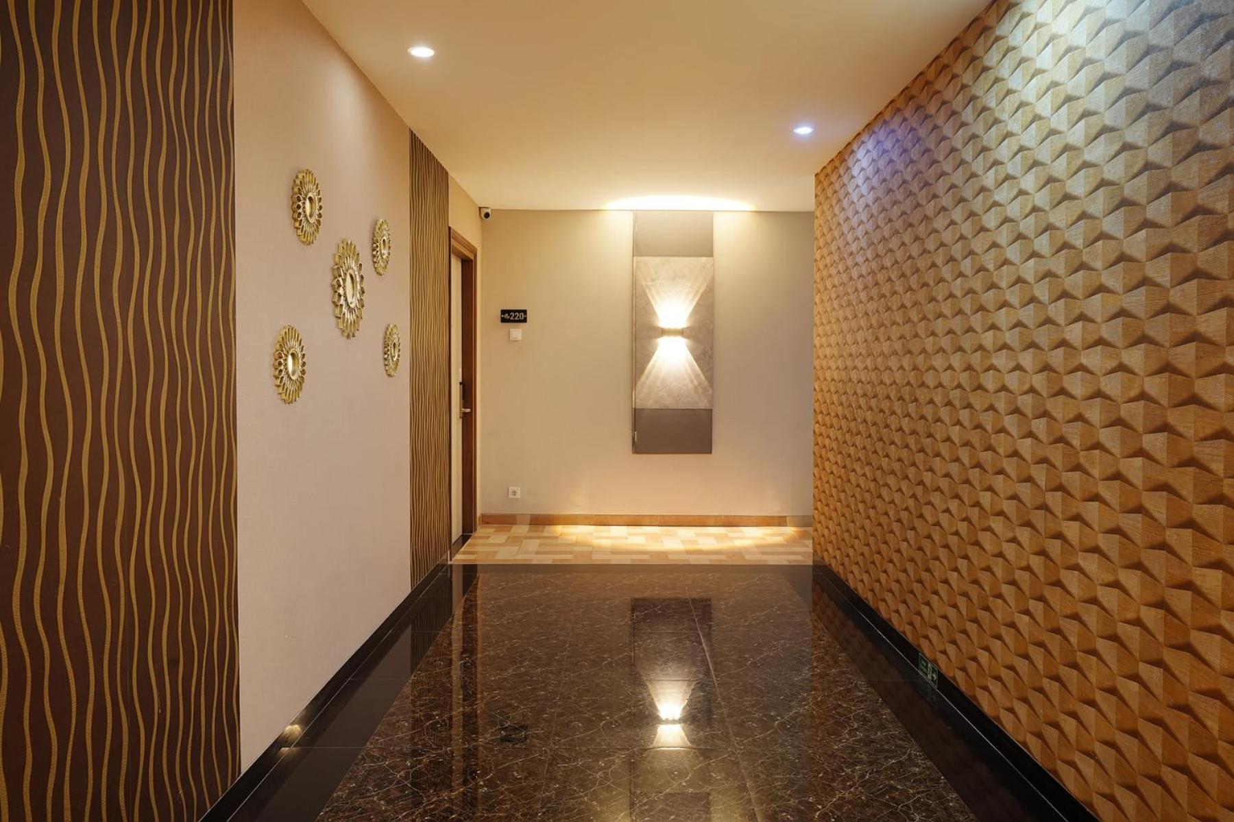 Front One Hotel Sragen Exterior foto